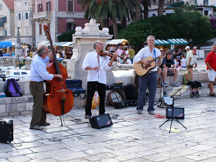 img00144.jpg